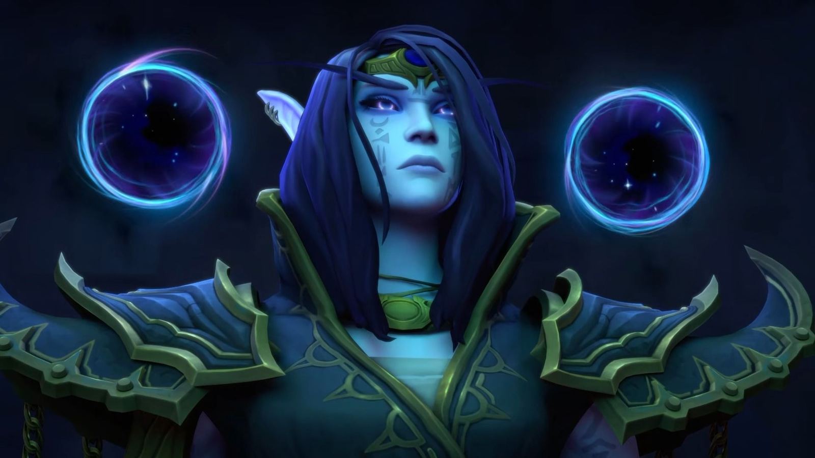 Primer plano de una elfa de piel azulada y pelo oscuro, con diadema dorada, tatuajes en la cara y hombreras verdes y azules, flanqueada por dos orbes de energía oscura con estrellas dentro